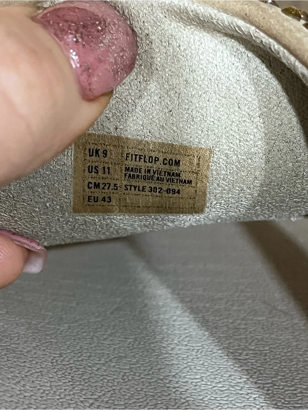 FitFlop Flare Rhinestone Thong Sandals Women 11 Beige Crystal 302-094 Walking